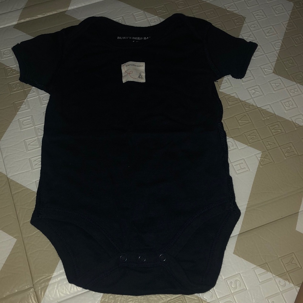 Burt’s bee bodysuit